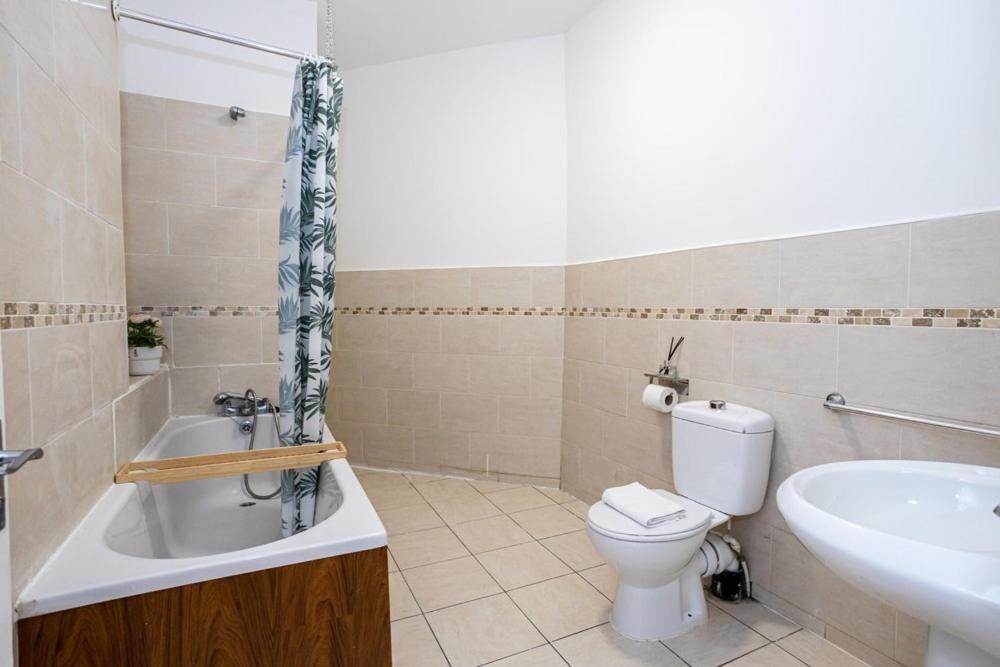Apartment L1 *